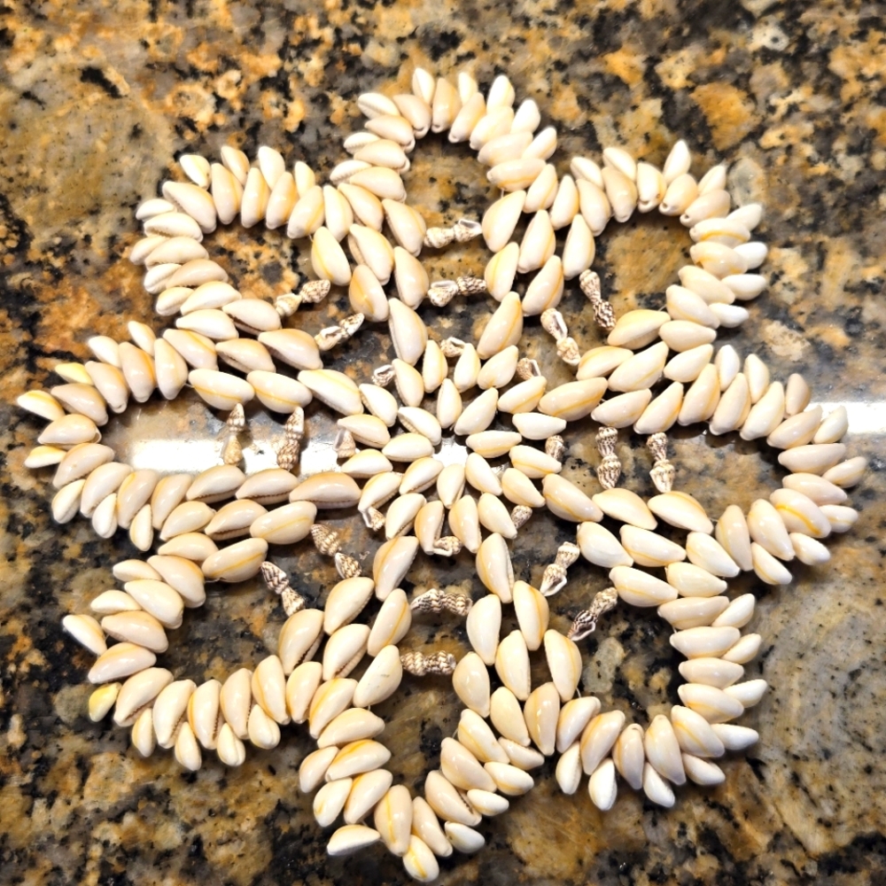 Shell Beaded Trivet Decorative Hot Mat